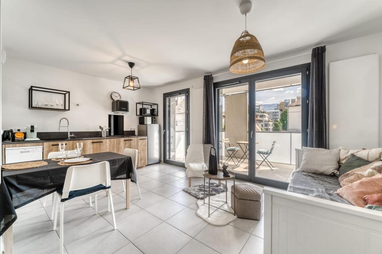 Emergence - Beautiful Studio For 2 People Balcony And Garage Annecy Luaran gambar