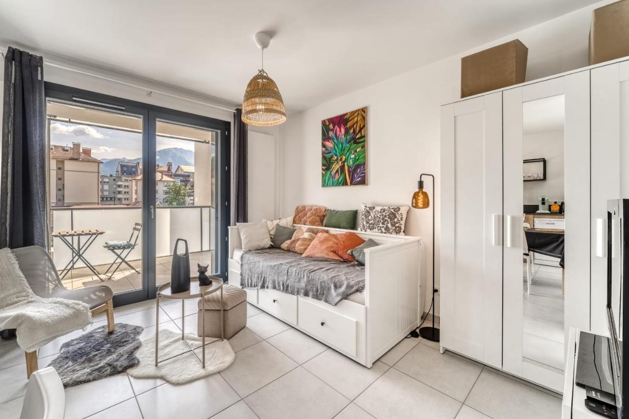 Emergence - Beautiful Studio For 2 People Balcony And Garage Annecy Luaran gambar
