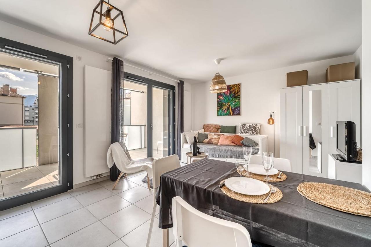 Emergence - Beautiful Studio For 2 People Balcony And Garage Annecy Luaran gambar