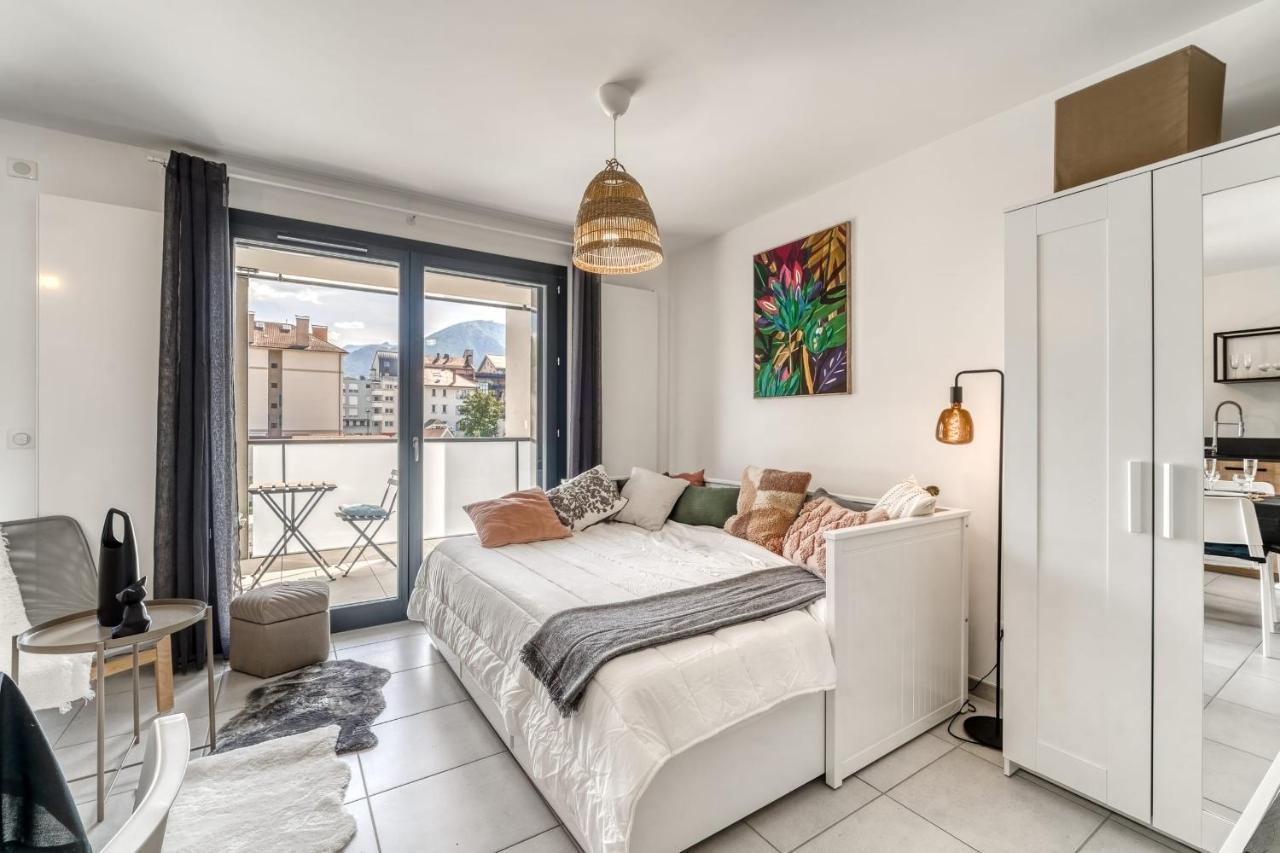 Emergence - Beautiful Studio For 2 People Balcony And Garage Annecy Luaran gambar